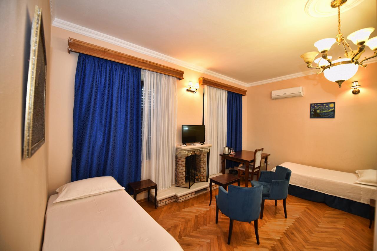 Rose Garden Hotel Shkodër Екстериор снимка